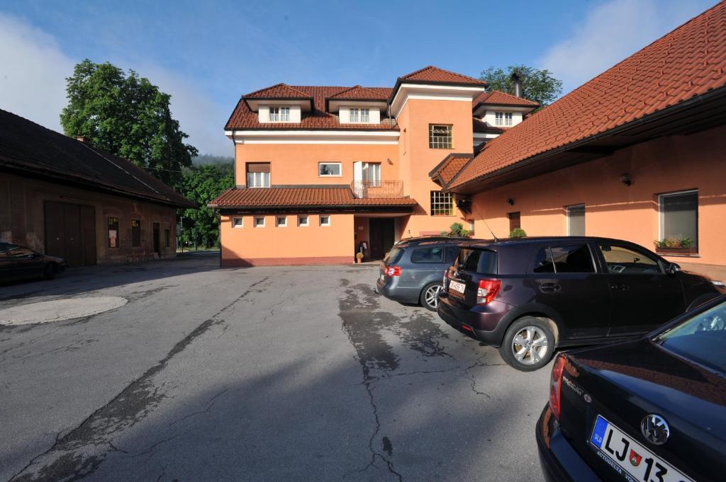 Bed & Breakfast Jelen 1887 3*
